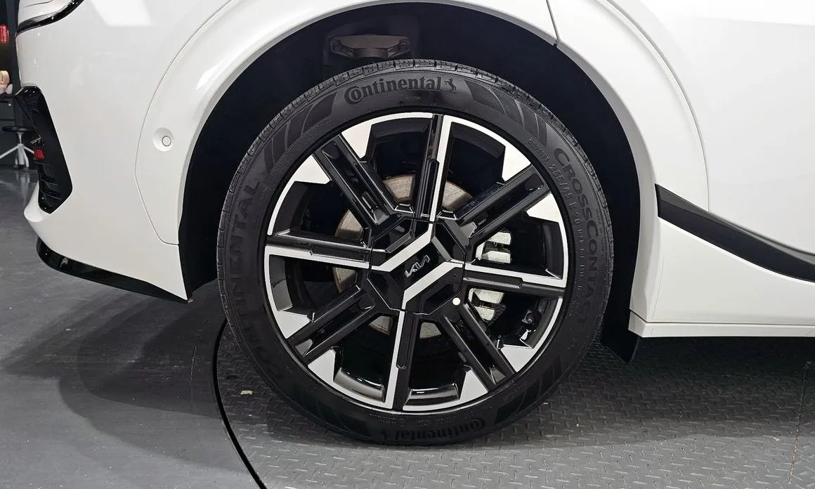 Kia EV6 2025 из KR, фото 7