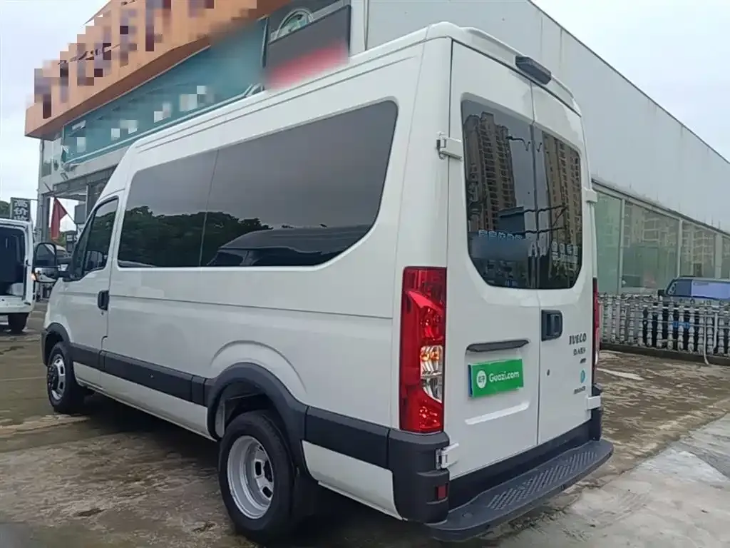 IVECO Ousheng 2025 из CN, фото 9