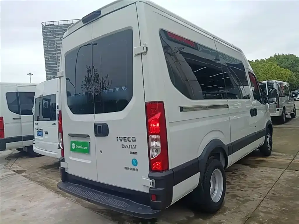 IVECO Ousheng 2025 из CN, фото 3