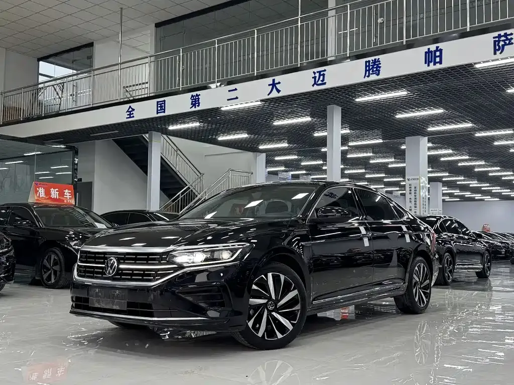 Volkswagen Passat — фото 1