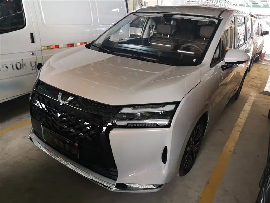Wuling Starlight 730 New Energy