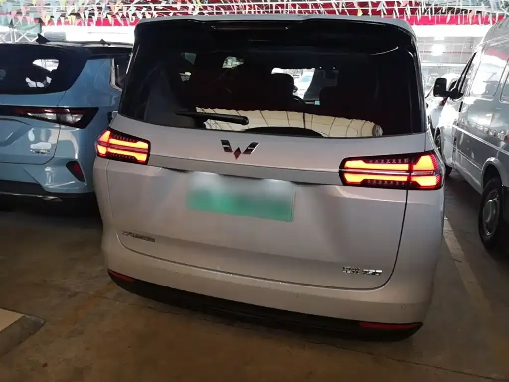 Wuling Starlight 730 New Energy 2025 из CN, фото 5