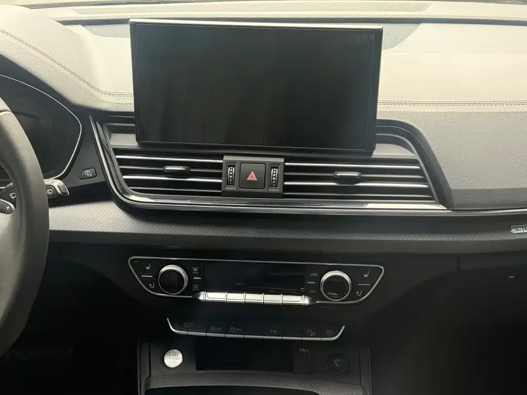 Audi Q5L 2023 из CN, фото 5