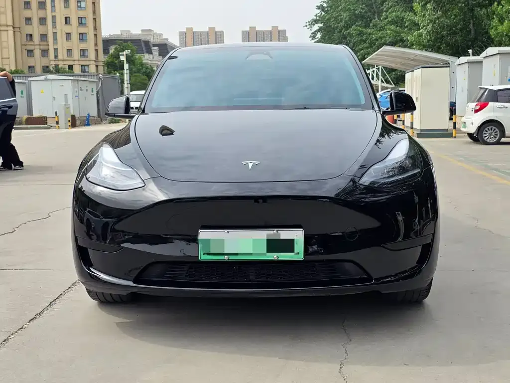 Tesla Model Y — фото 7