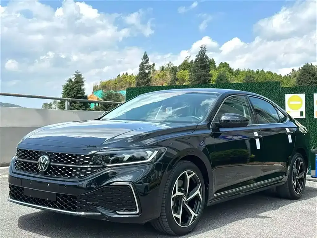 Volkswagen Passat — фото 4