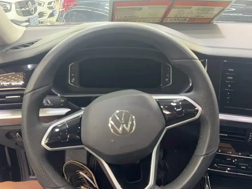 Volkswagen Passat — фото 9