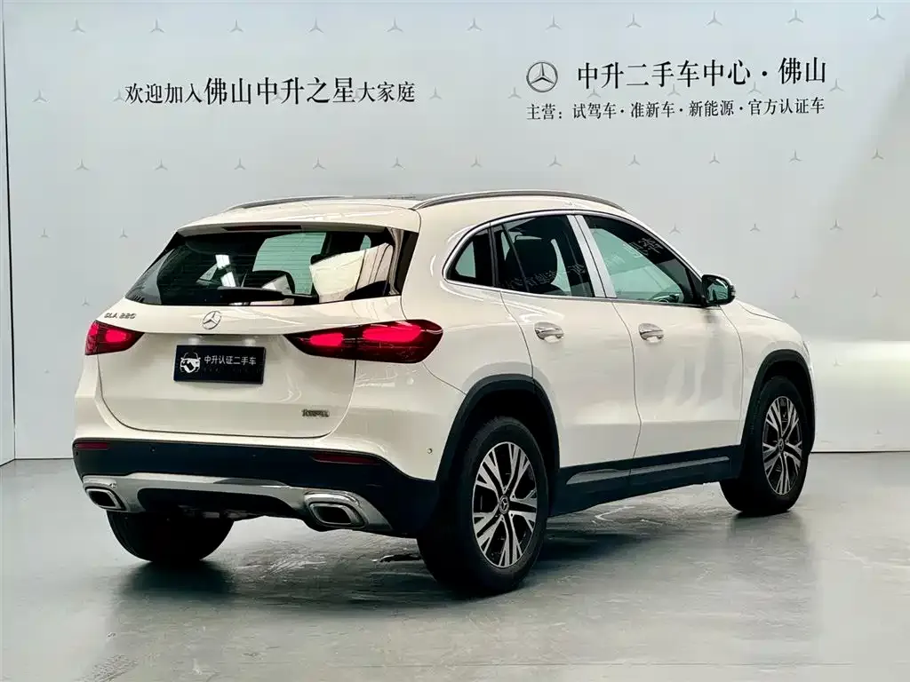 Mercedes-Benz GLA — фото 8