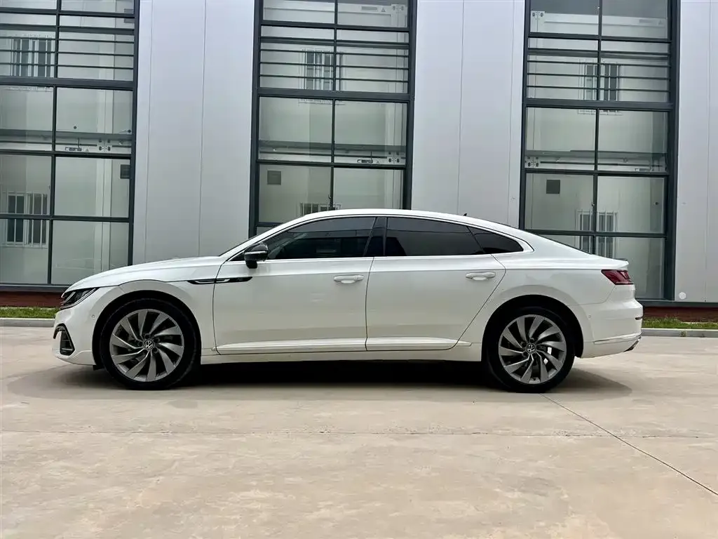 Volkswagen CC — фото 3
