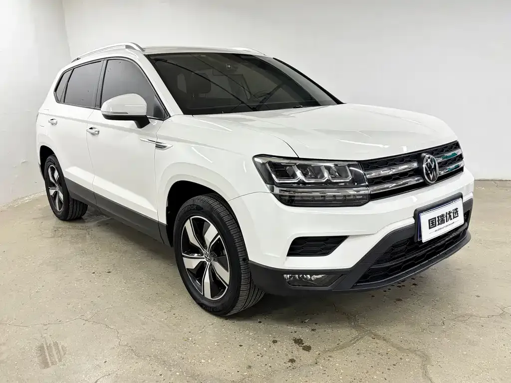 Volkswagen Tharu — фото 5