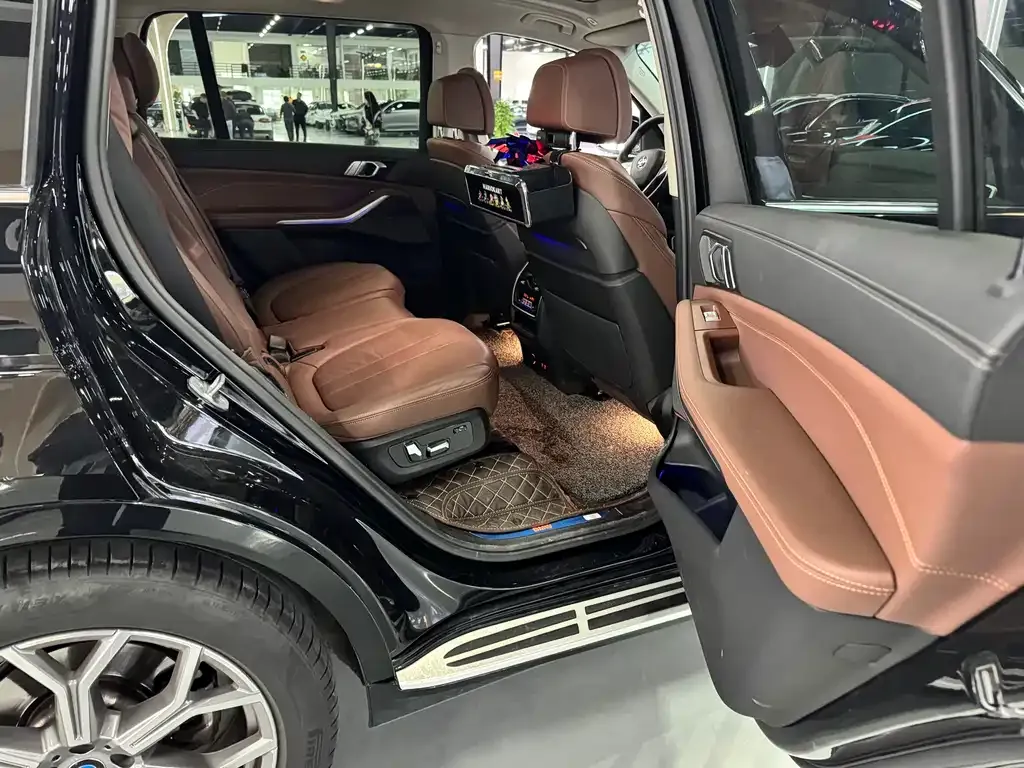 BMW X7 2022 из CN, фото 9