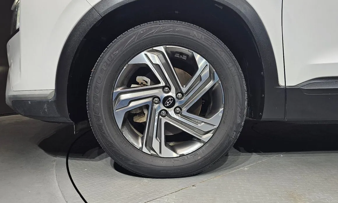 Hyundai Santafe — фото 4