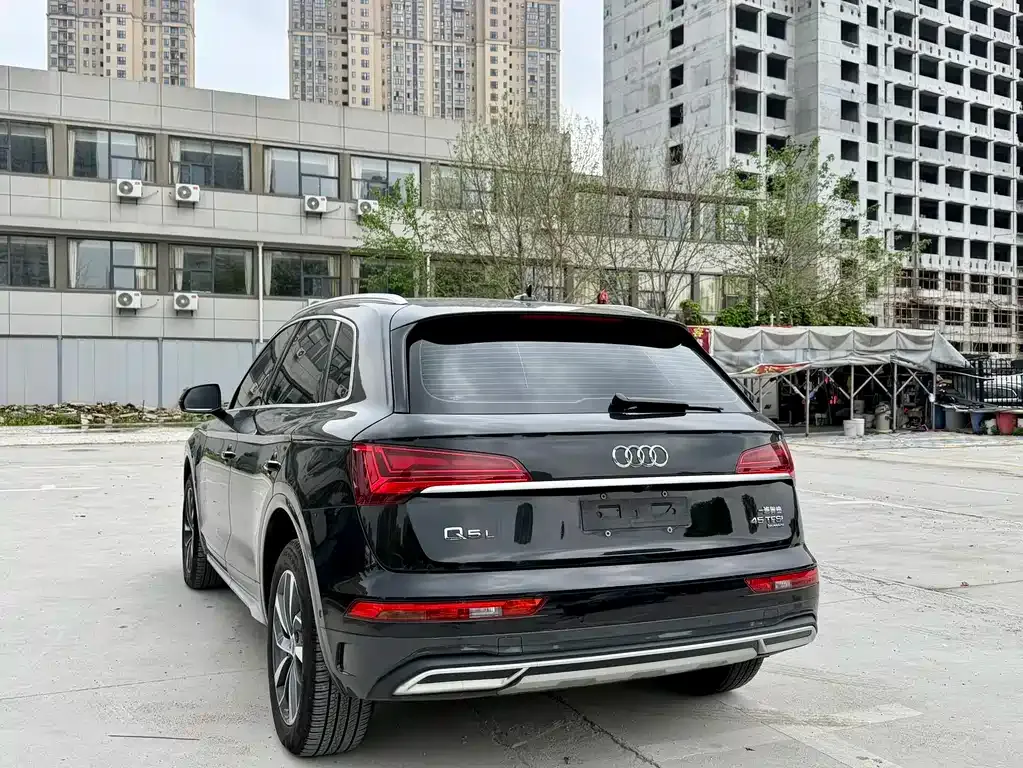 Audi Q5L 2025 из CN, фото 8