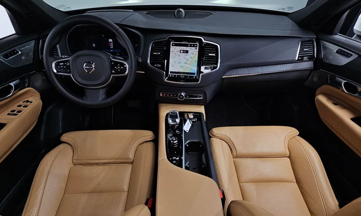Volvo XC90 2024 из KR, фото 10