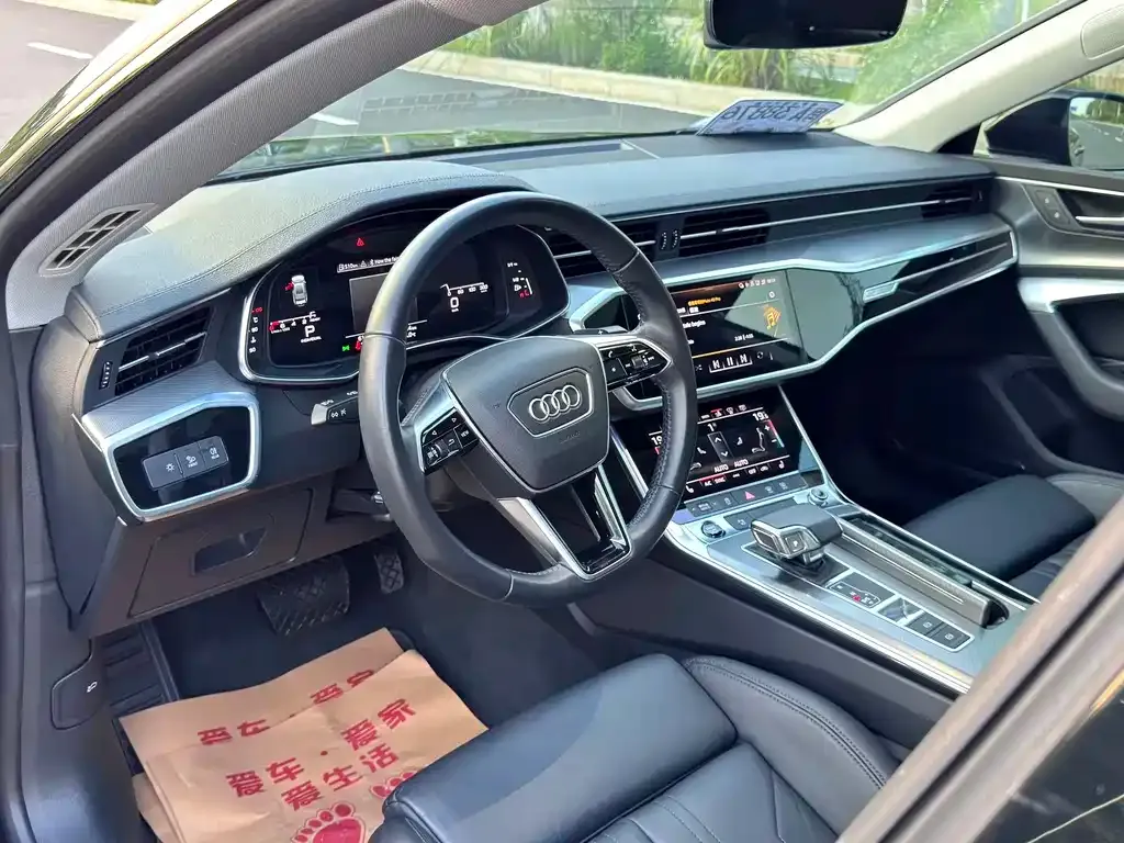 Audi A7 2021 из CN, фото 4