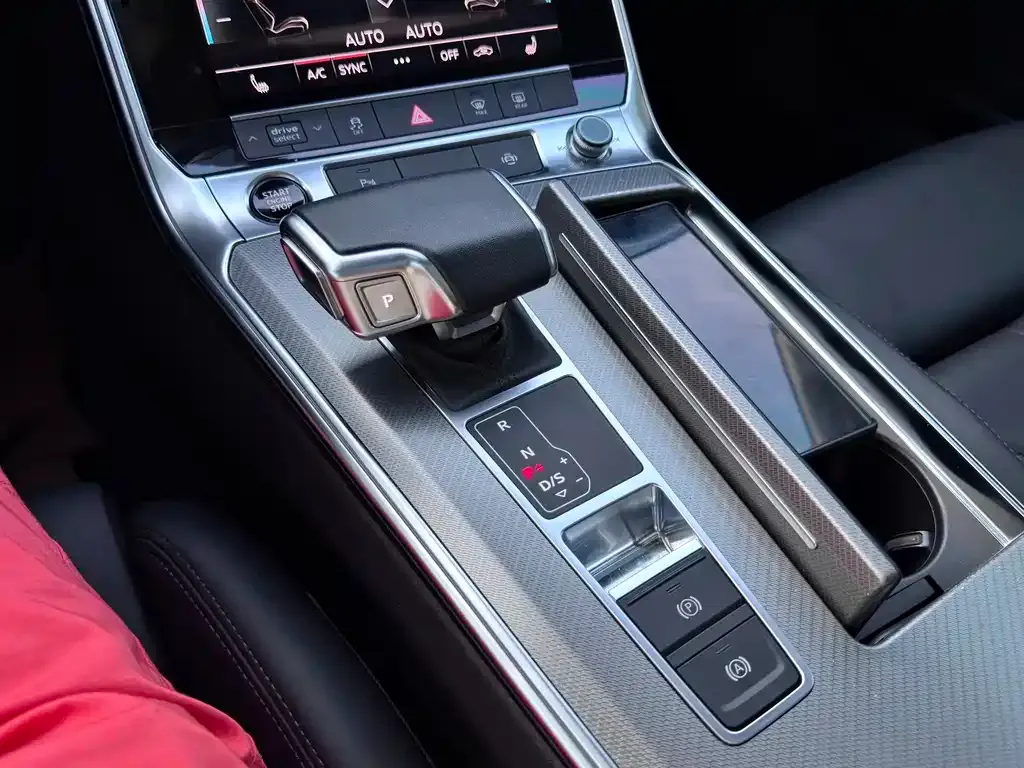 Audi A7 2021 из CN, фото 5
