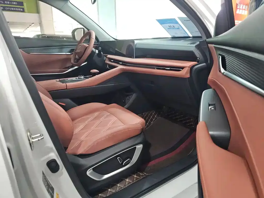 Changan CS75PLUS — фото 10