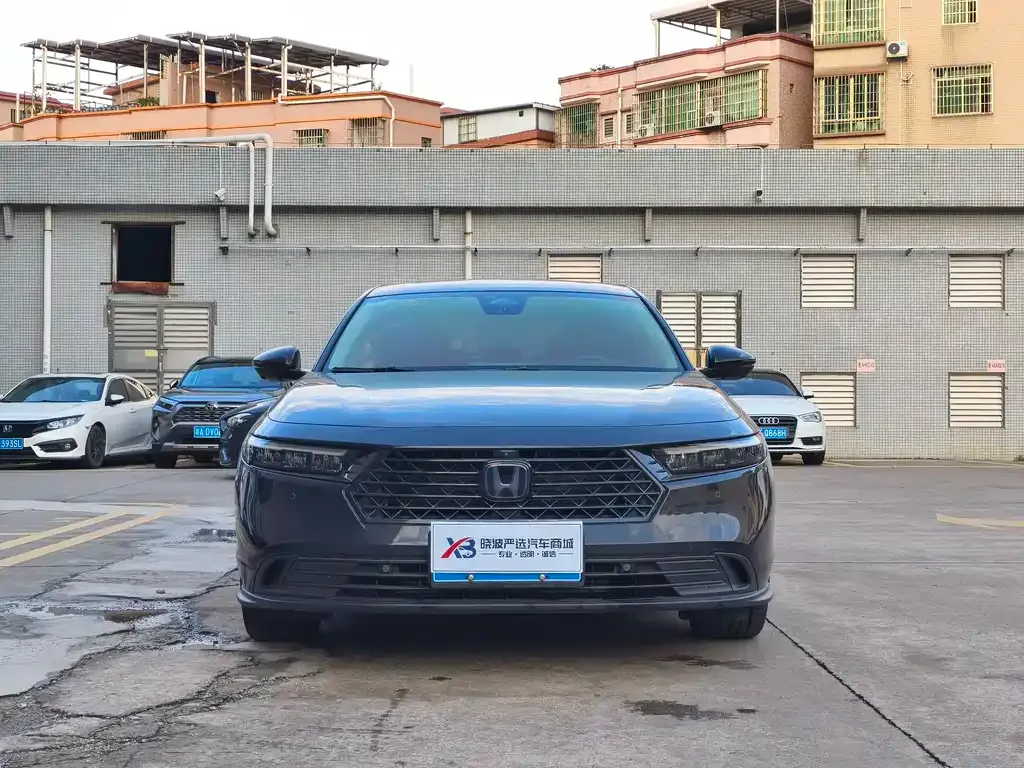 Honda Accord — фото 9