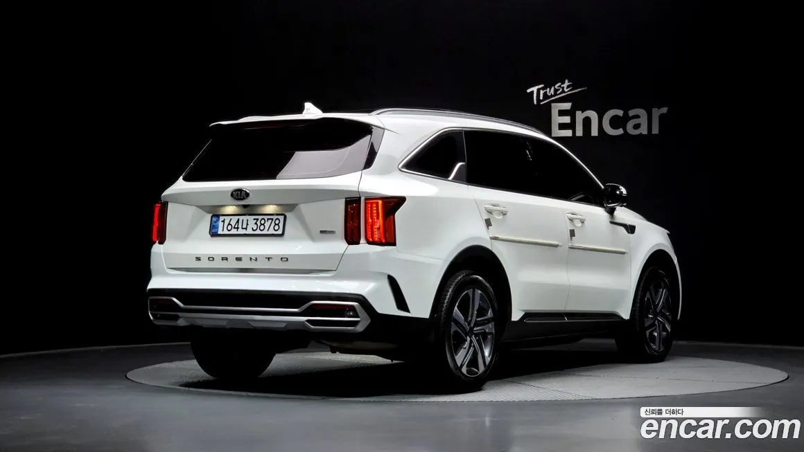 Kia Sorento — фото 4