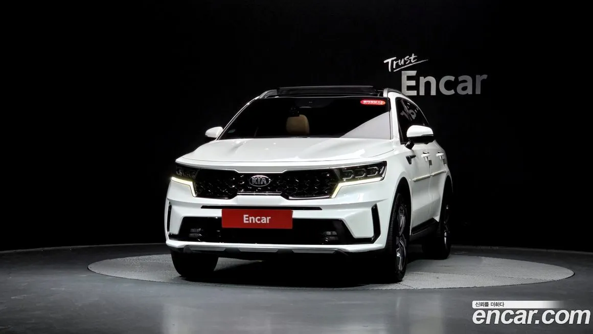 Kia Sorento — фото 6
