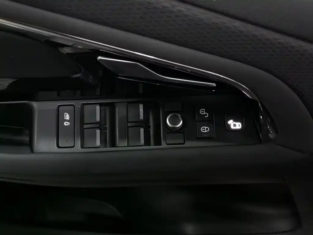 Land Rover Evoque 2021 из CN, фото 4