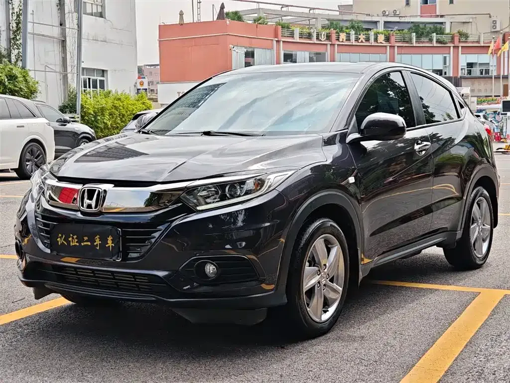 Honda Vezel — фото 1