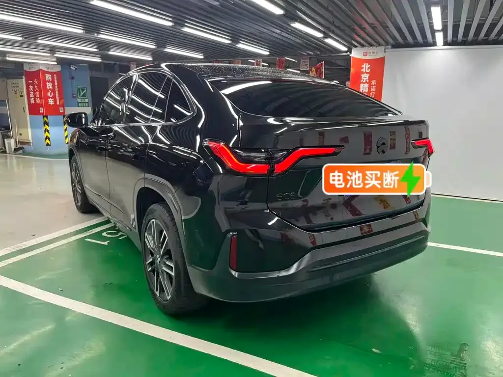 NIO EC6 — фото 10