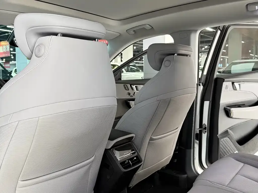 Buick E5 2023 из CN, фото 7