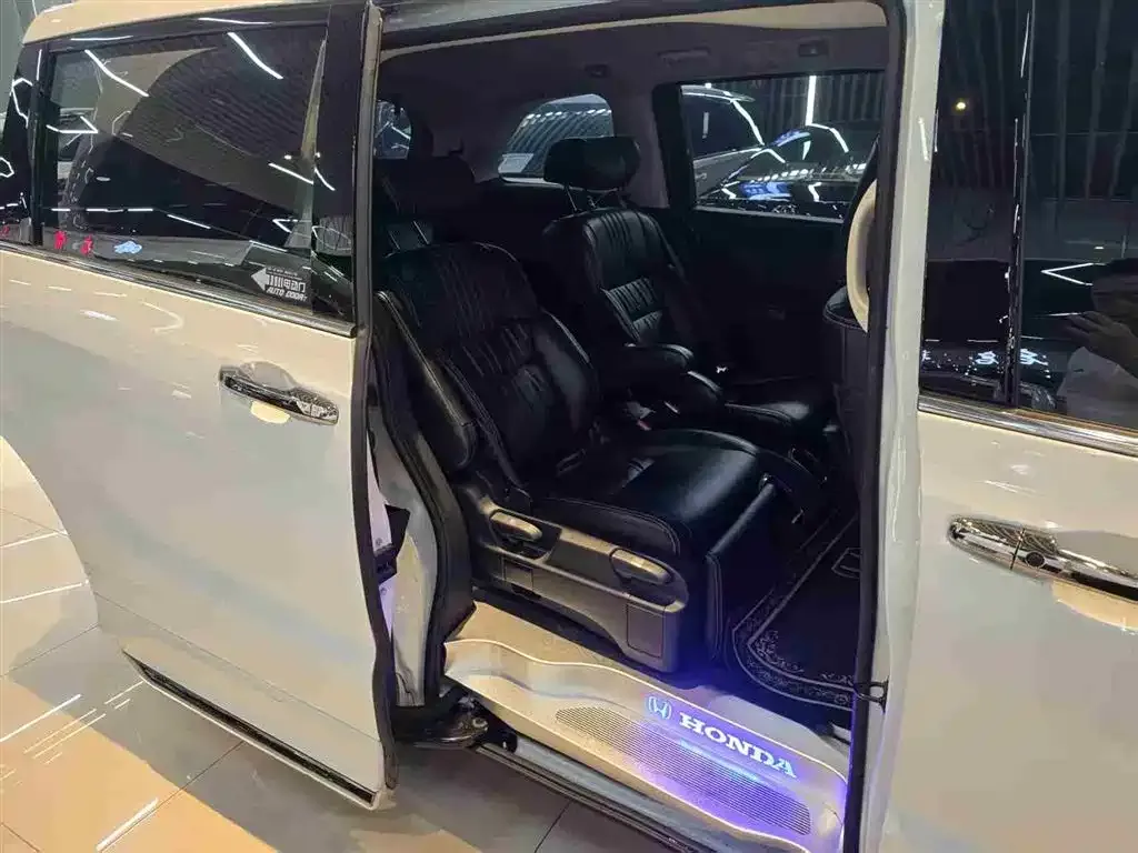 Honda Odyssey 2024 из CN, фото 2