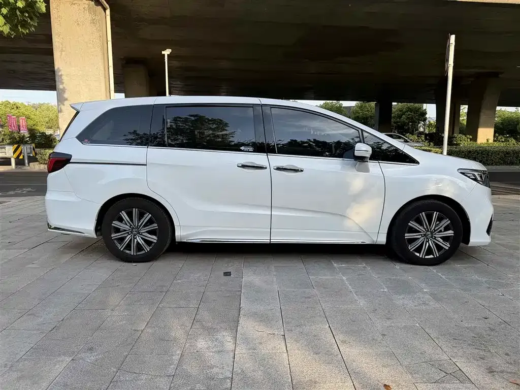 Honda Odyssey 2024 из CN, фото 10