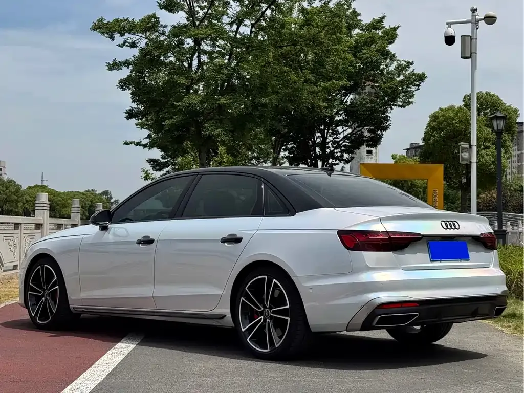 Audi A4L — фото 3