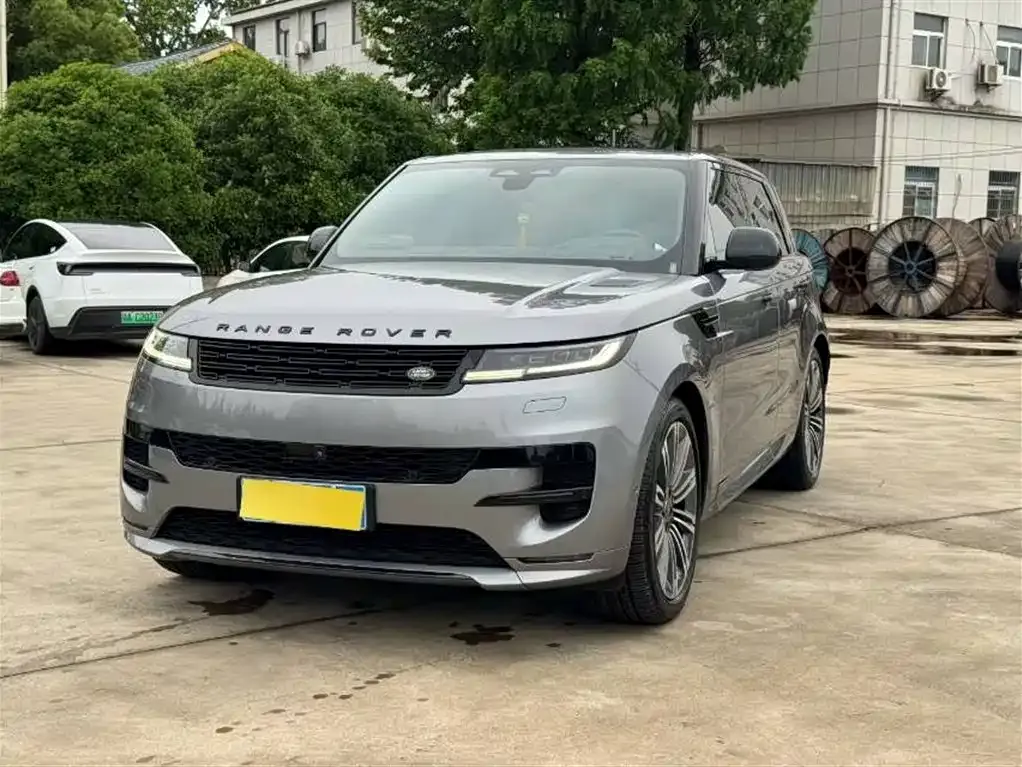 Land Rover Sport — фото 1