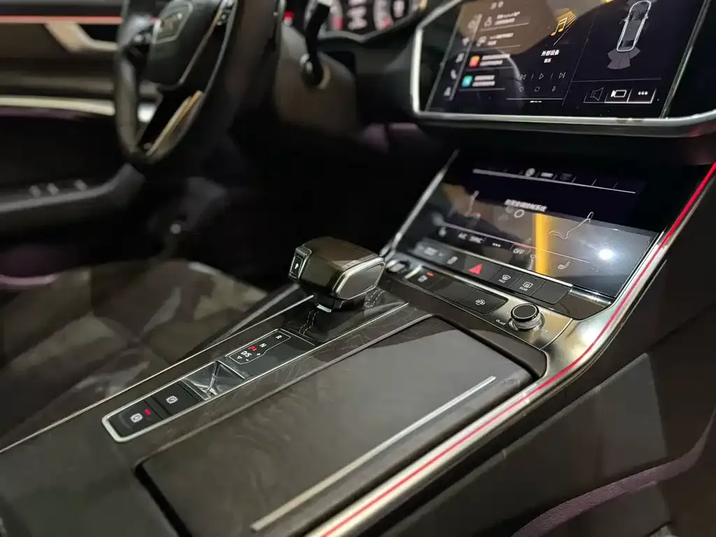 Audi A6L 2021 из CN, фото 6