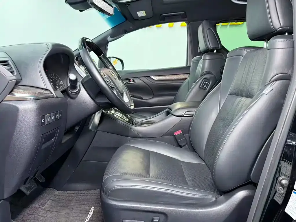 Toyota Vellfire 2022 из CN, фото 6