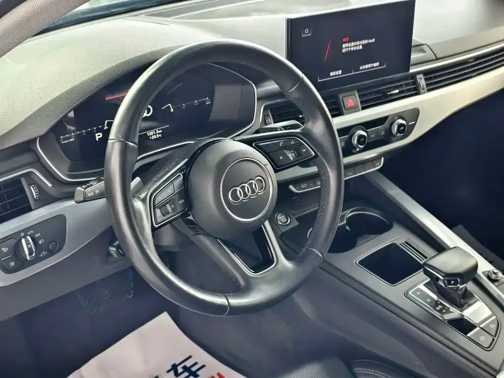 Audi A4L — фото 10