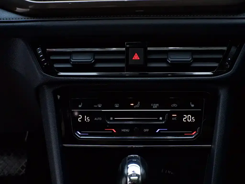 Volkswagen Tharu — фото 7