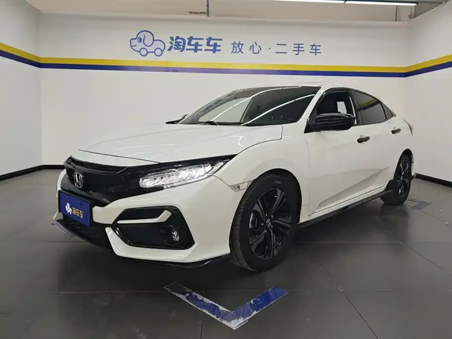 Honda Civic — фото 1