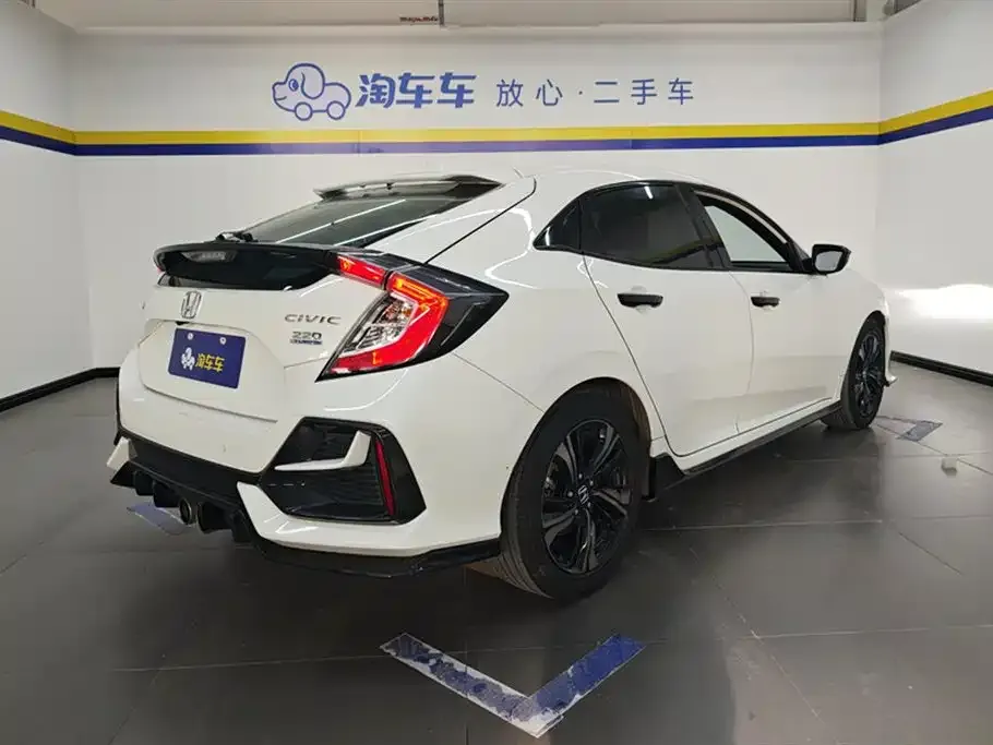 Honda Civic — фото 2