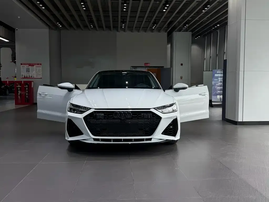 Audi A7 2022 из CN, фото 3