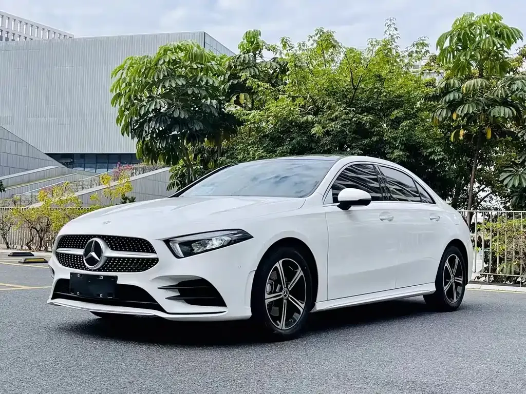 Mercedes-Benz A-Class — фото 1