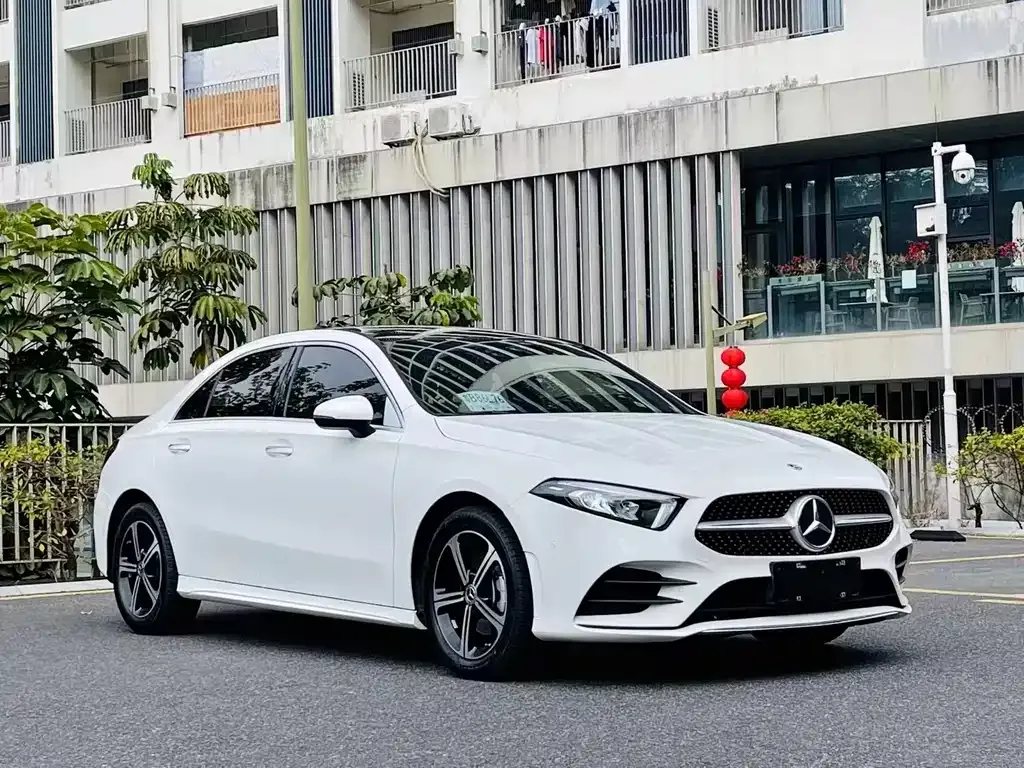 Mercedes-Benz A-Class — фото 7