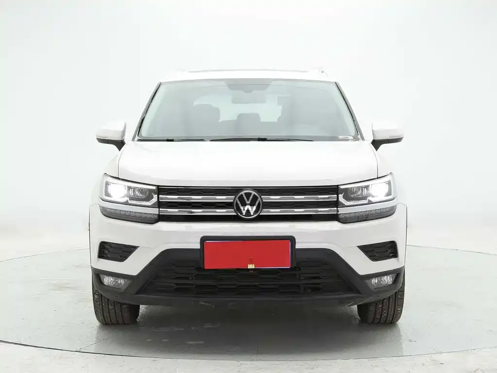 Volkswagen Tharu — фото 3