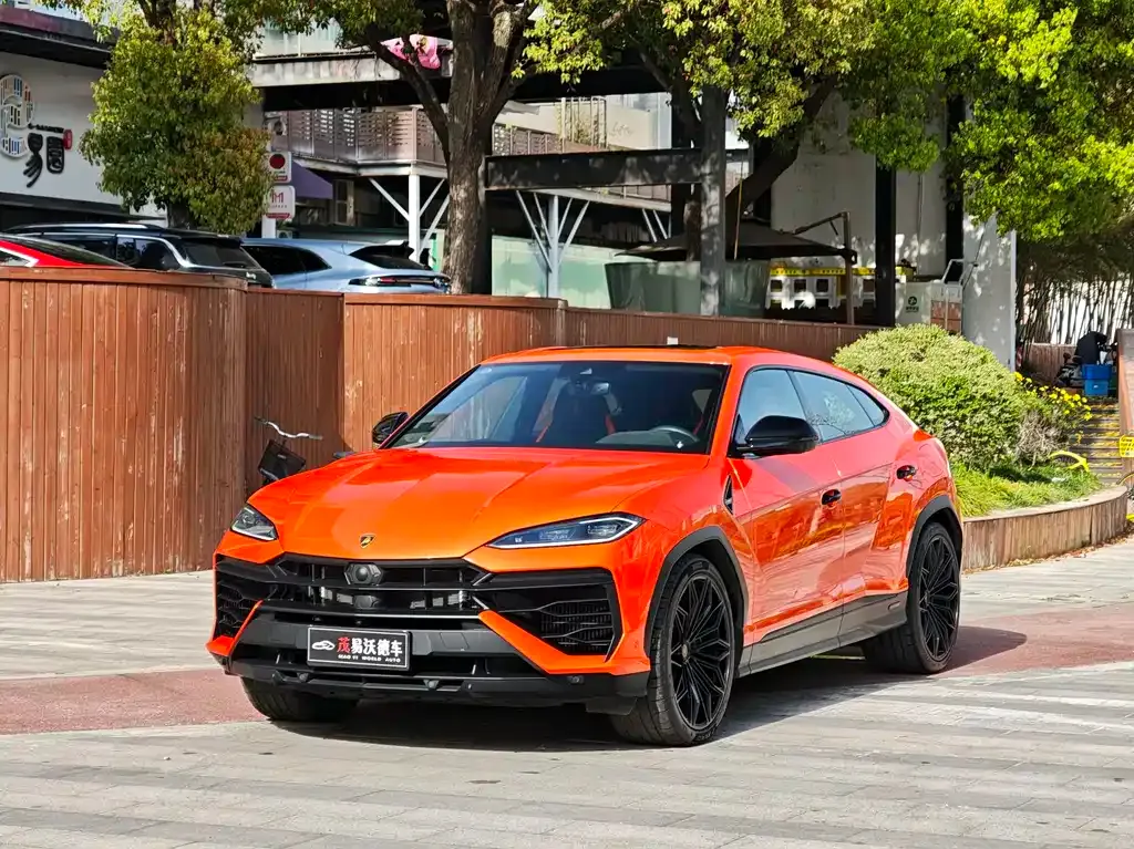 Lamborghini Urus SE