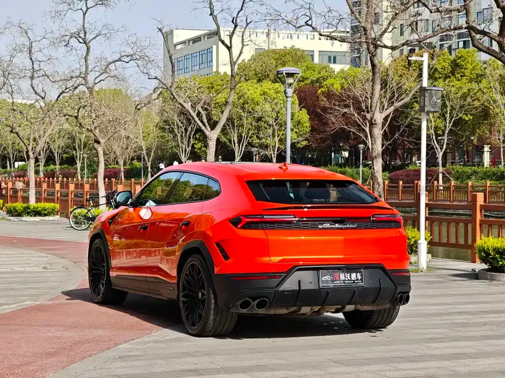 Lamborghini Urus SE 2026 из CN, фото 6