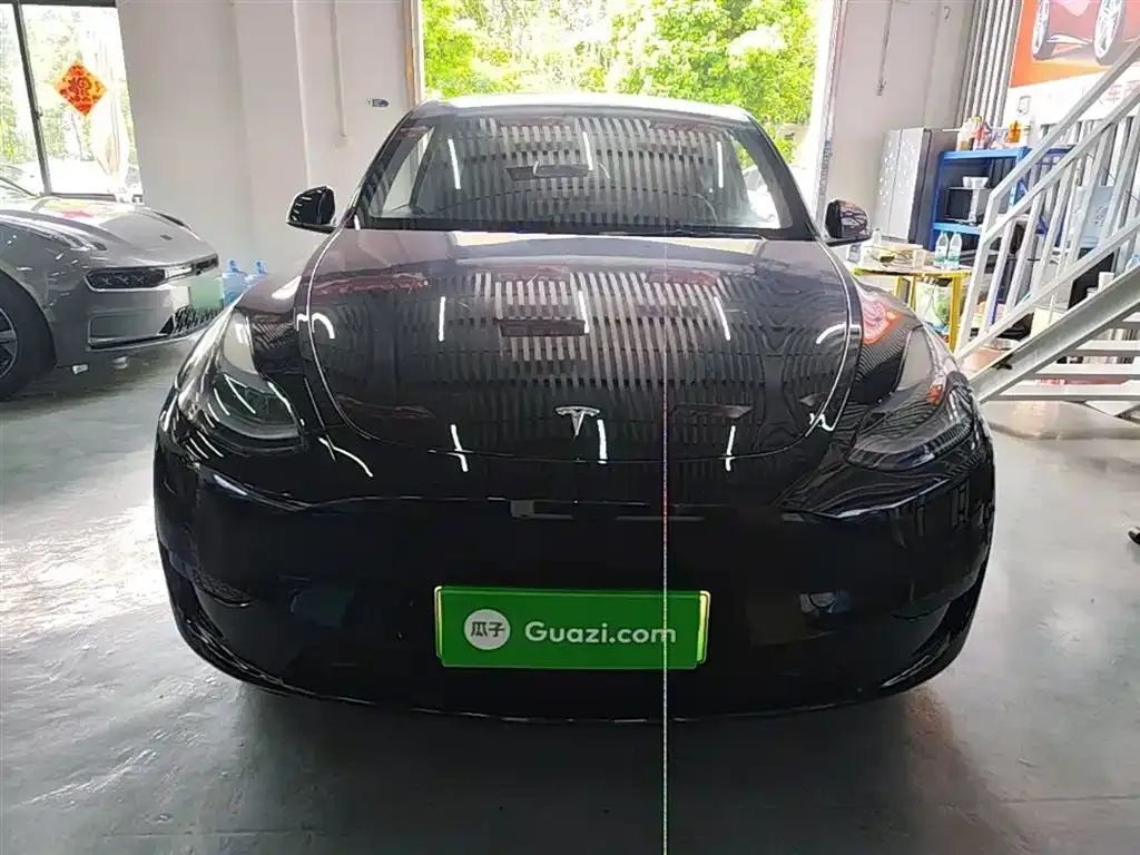 Tesla Model Y 2024 из CN, фото 3