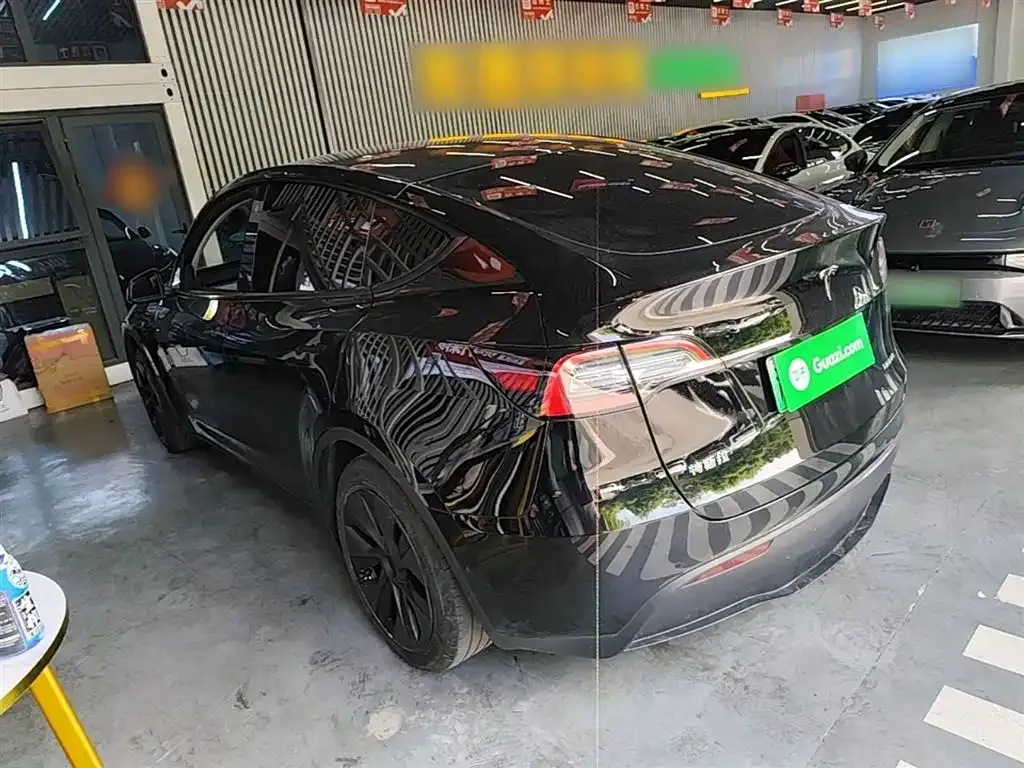 Tesla Model Y 2024 из CN, фото 4