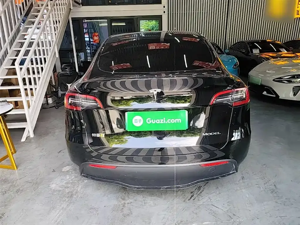 Tesla Model Y 2024 из CN, фото 10