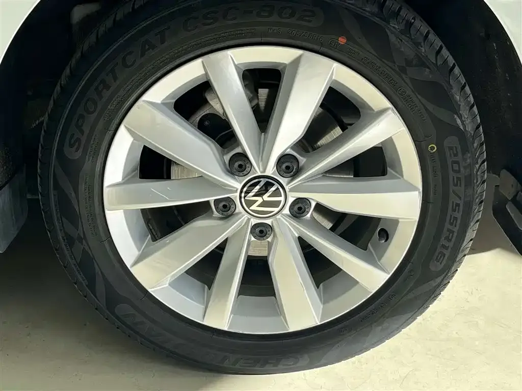 Volkswagen Bora 2021 из CN, фото 10