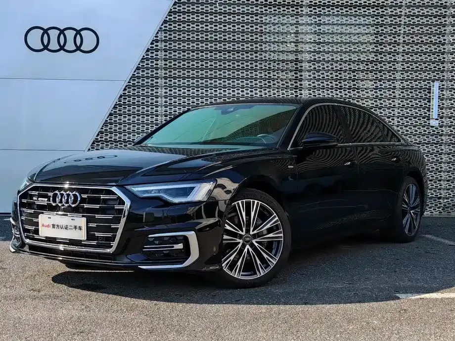 Audi A6L — фото 1