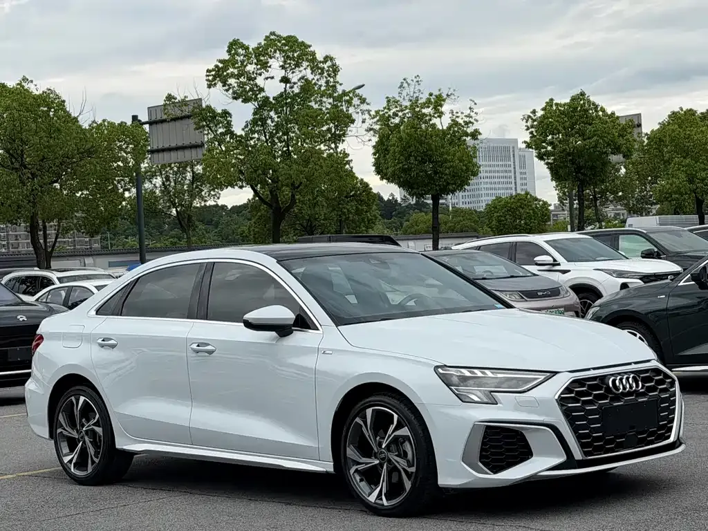 Audi A3 — фото 3