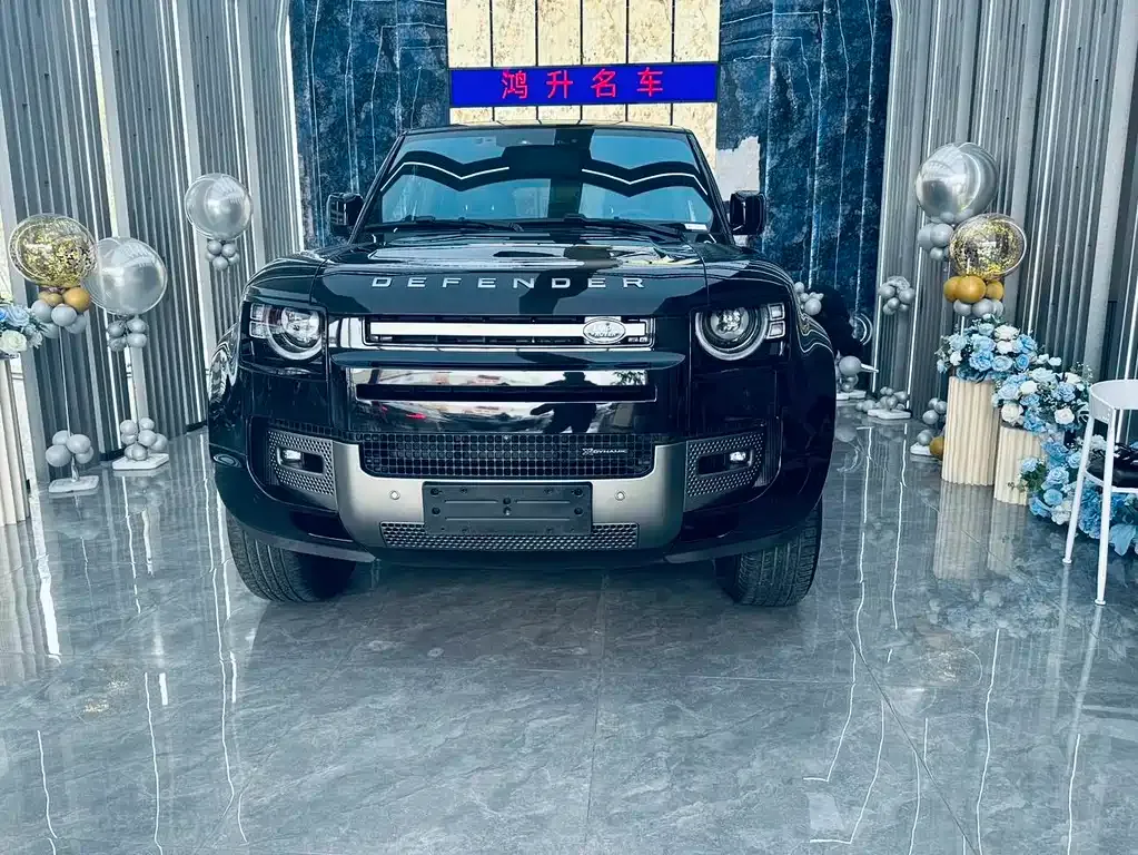 Land Rover Defender — фото 10